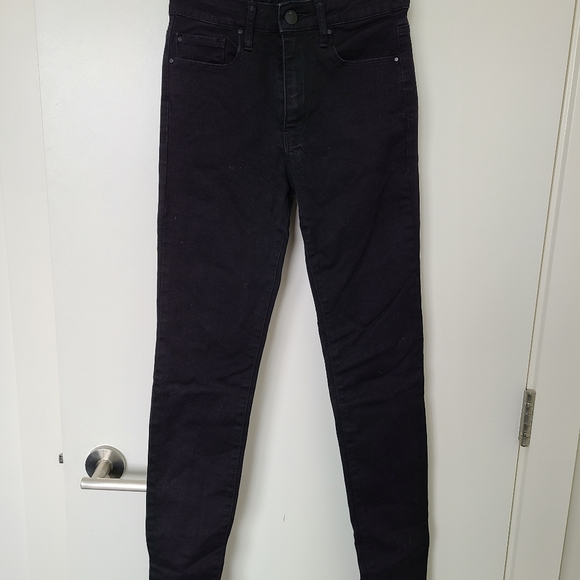 Wilfred Daria Suede Leggings - Picture 6 of 6